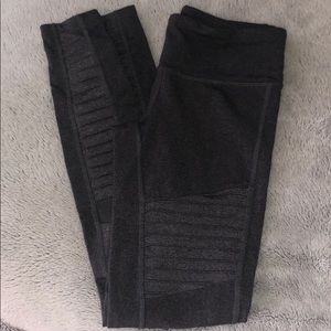 ALO YOGA leggings *moto*